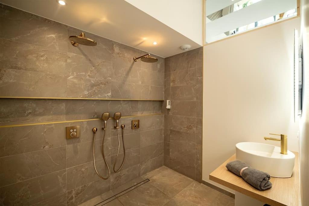 Loft De Luxe Le Chic, Grand Jacuzzi, Vue Port De Plaisance Apartment Saint-Valery-en-Caux Luaran gambar